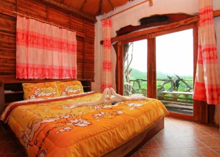 Ingmhok Country Mountain View โรงแรม 3*