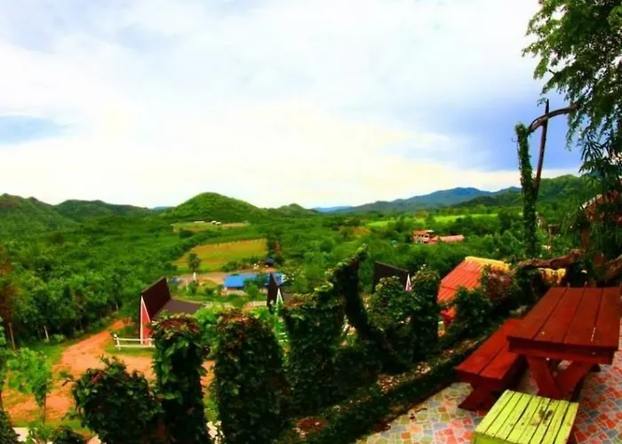 Ingmhok Country Mountain View สวนผึ้ง