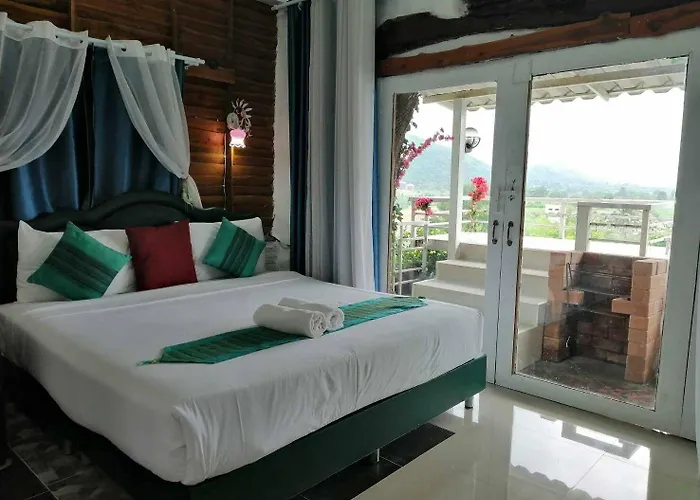 Ingmhok Country Mountain View