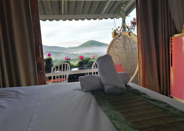 โรงแรม Ingmhok Country Mountain View