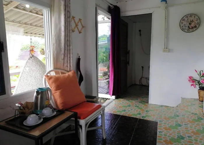 โรงแรม Ingmhok Country Mountain View 3*