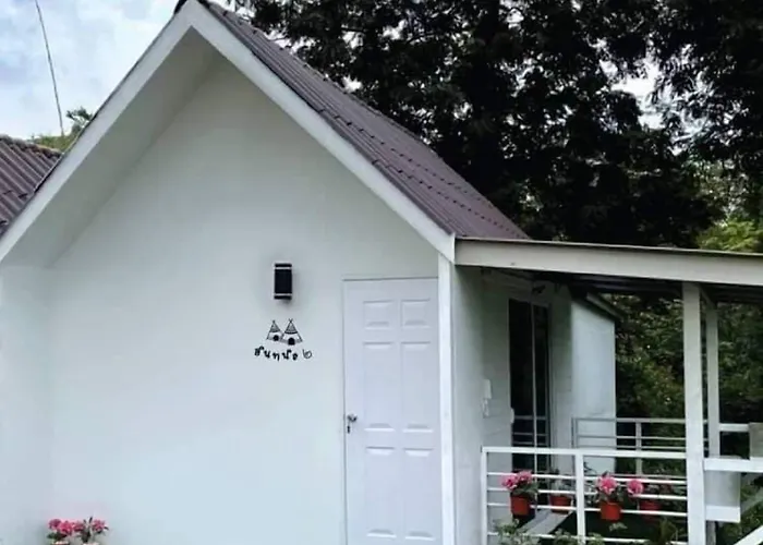 Ingmhok Country Mountain View 3* Suan Phueng